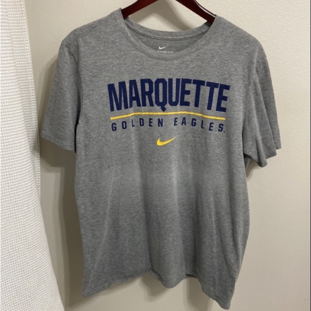 Men’s Nike Tee Marquette Golden Eagles athletic cut grey shirt. - Picture 5 of 12